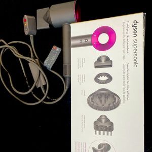 DYSON SUPERSONIC HAIR DRYER